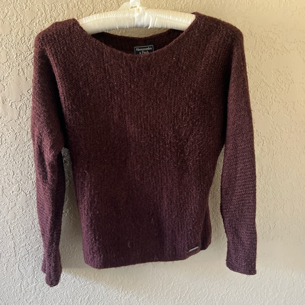 Abercrombie & Fitch Maroon Crew Neck Sweater